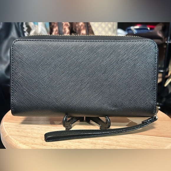 Kate Spade NY Schuyler Lg Continental Zip Wallet MINT CONDITION!​​​ - Picture 2 of 9